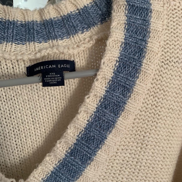 Sweater - Picture 3 of 3